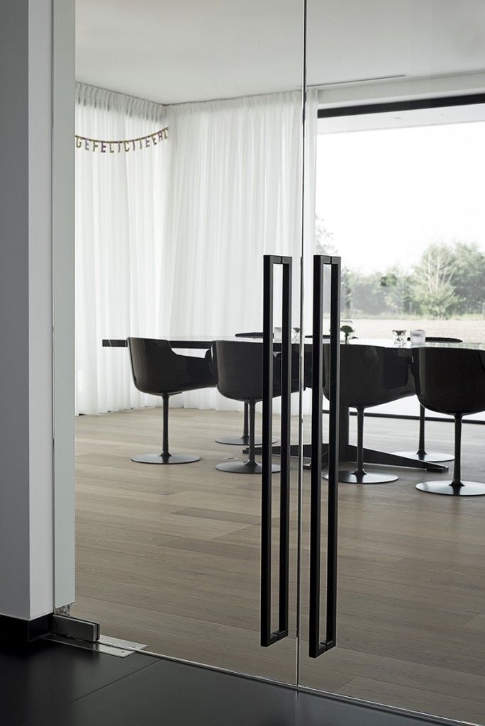 Tempered Glass Door